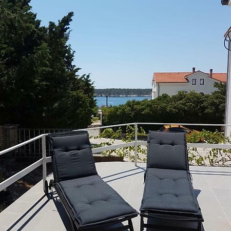 Villa Calm House Opera Banjol Exterior foto