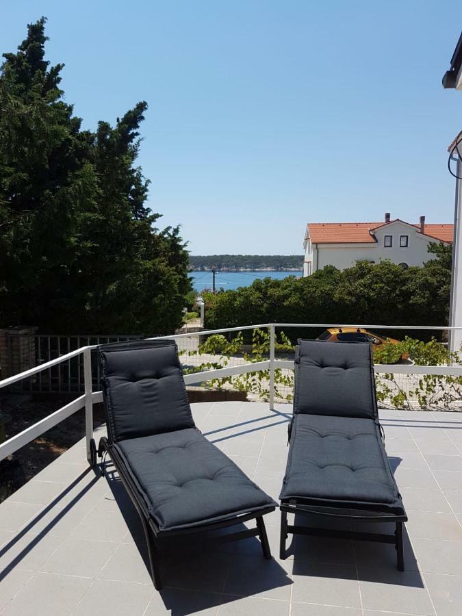 Villa Calm House Opera Banjol Exterior foto